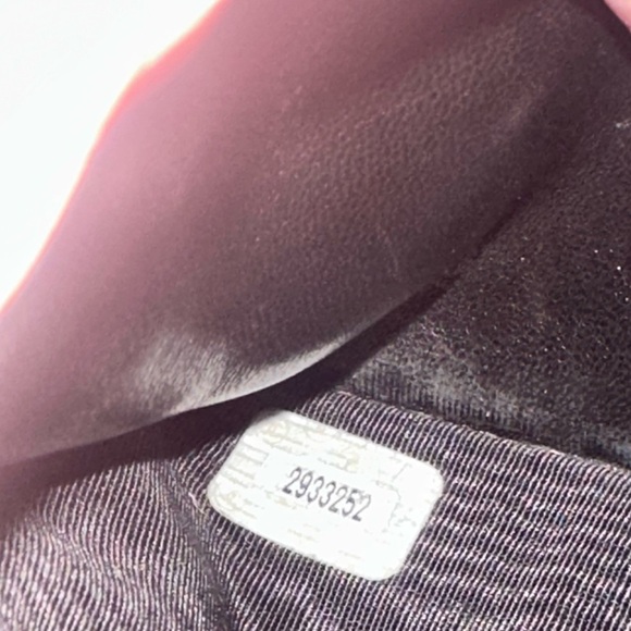 Authentic CHANEL Black Quilted Vintage Leather Wallet & Coin Purse on Chain - Picture 7 of 7